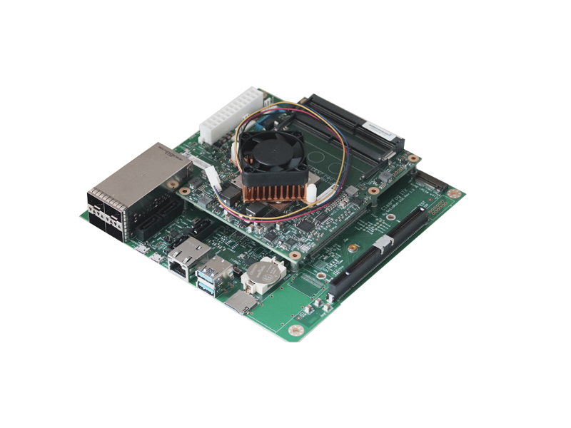 The SolidRun HoneyComb LX2 board.